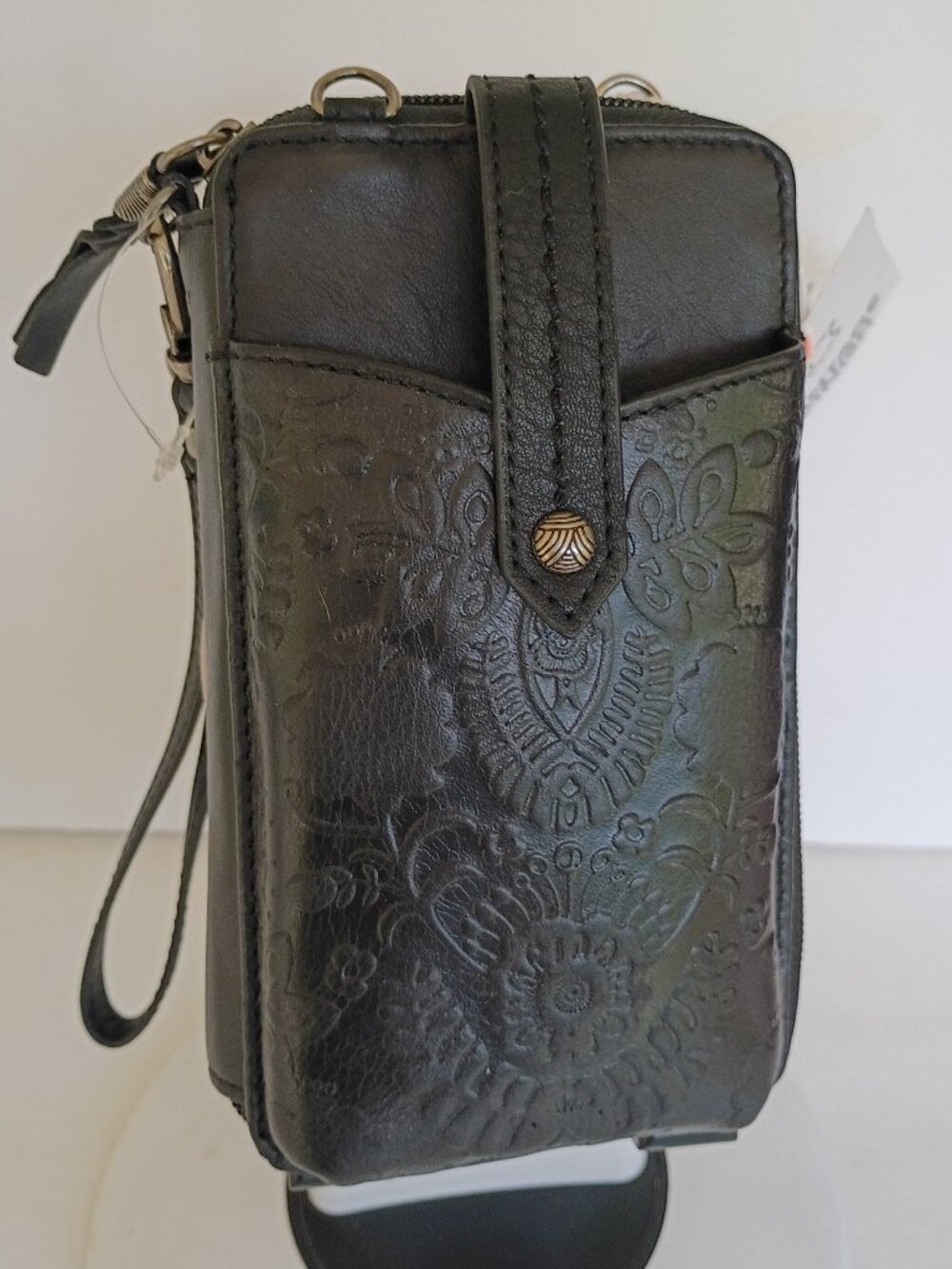 The Sak Silverlake North South Smartphone Crossbody in Black NWT